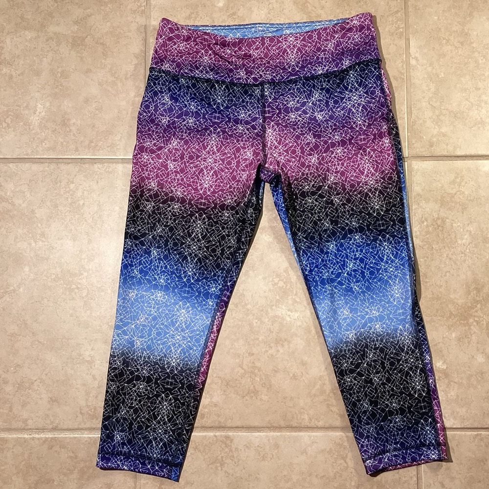 90 Degree By Reflex Geometric Galaxy Print Athletic Capris Women Size …